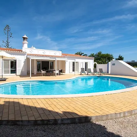 Villa Pomba Beautifully Renovated With Heated Pool!