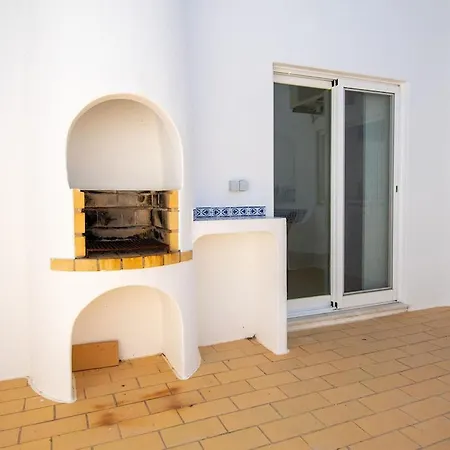 Villa Pomba Beautifully Renovated With Heated Pool! Carvoeiro (Lagoa)