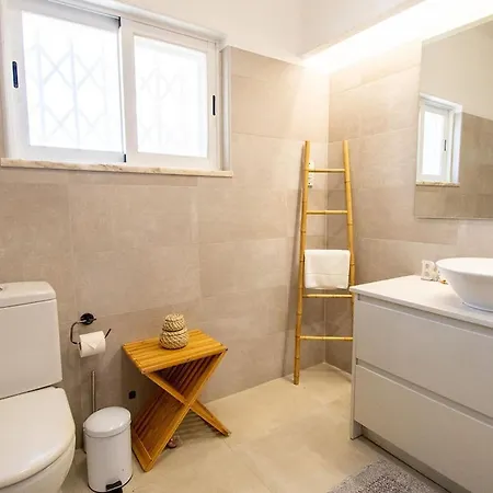 Pomba Beautifully Renovated With Heated Pool! Carvoeiro (Lagoa)