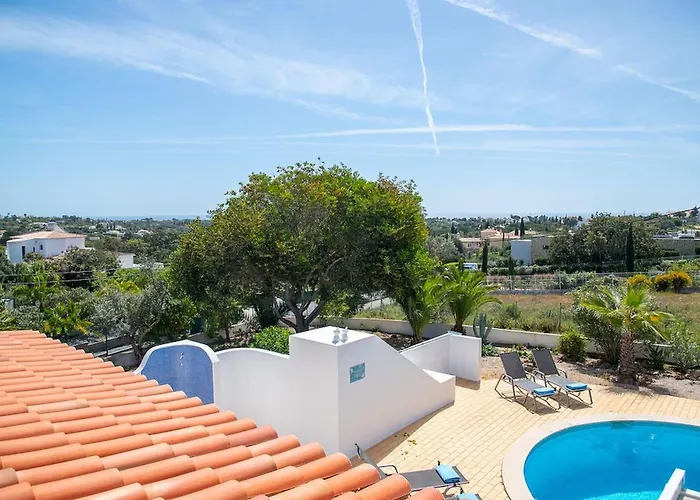 Villa Pomba Beautifully Renovated With Heated Pool!